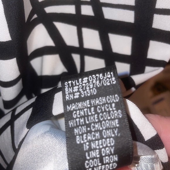 AGB Chic Black and White Grid Midi Dress - Picture 7 of 8